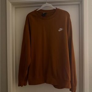 Nike Crewneck Sweatshirt in Rust Brown with White Logo
